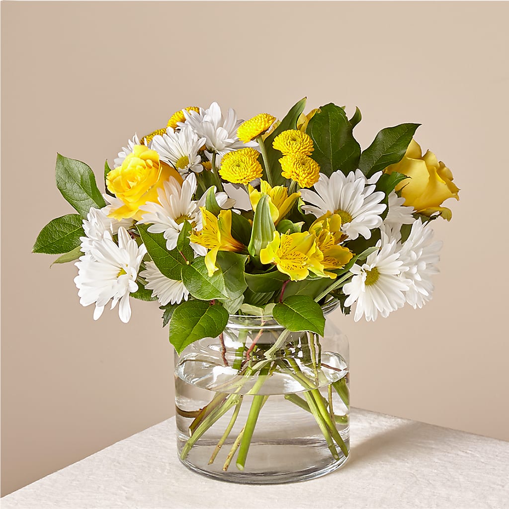 Sunny Sentiments Bouquet – Flowers By Marvin, Picton ON